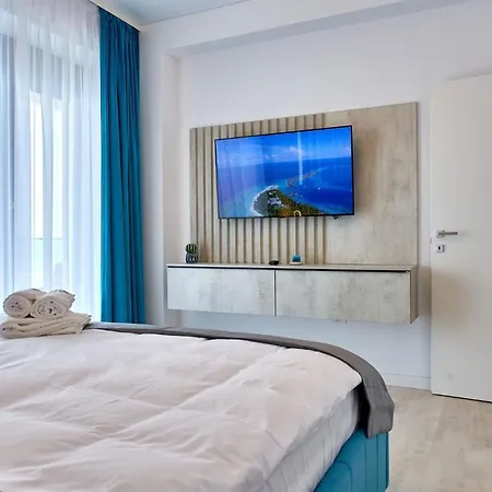 Ra Luxury Lägenhet Năvodari