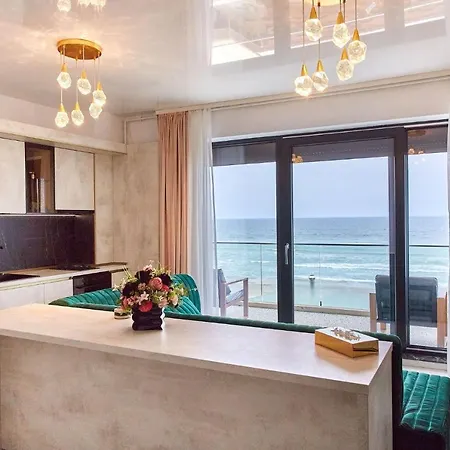 Ra Luxury Apartment Năvodari