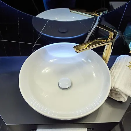 Ra Luxury Navodari