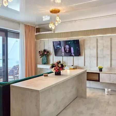 Ra Luxury
