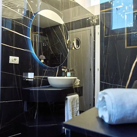 Ra Luxury Navodari