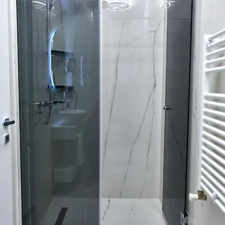 Ra Luxury Navodari